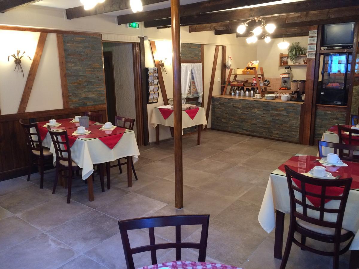 Auberge Des Trois Chateaux Eguisheim Εξωτερικό φωτογραφία