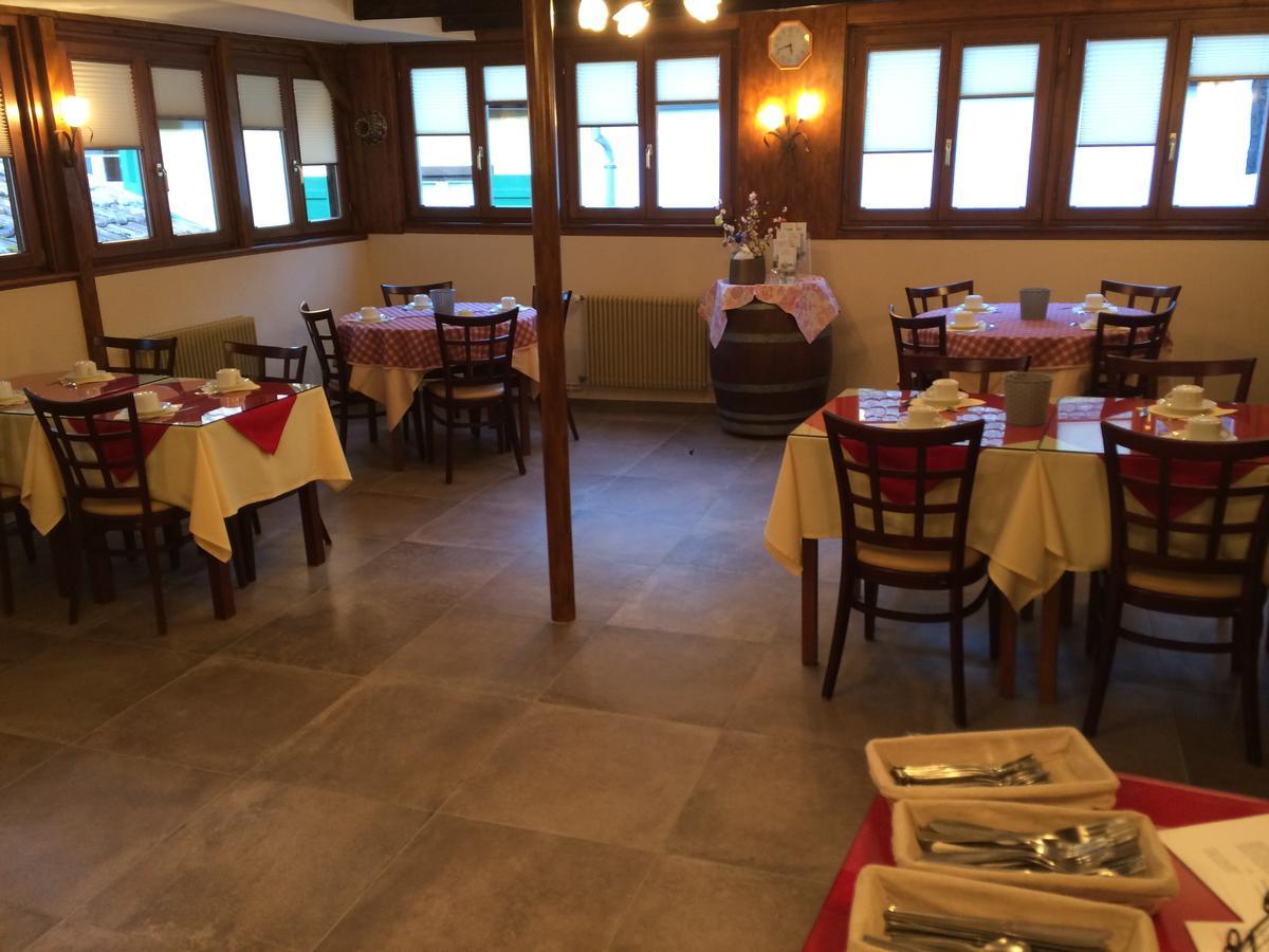 Auberge Des Trois Chateaux Eguisheim Εξωτερικό φωτογραφία